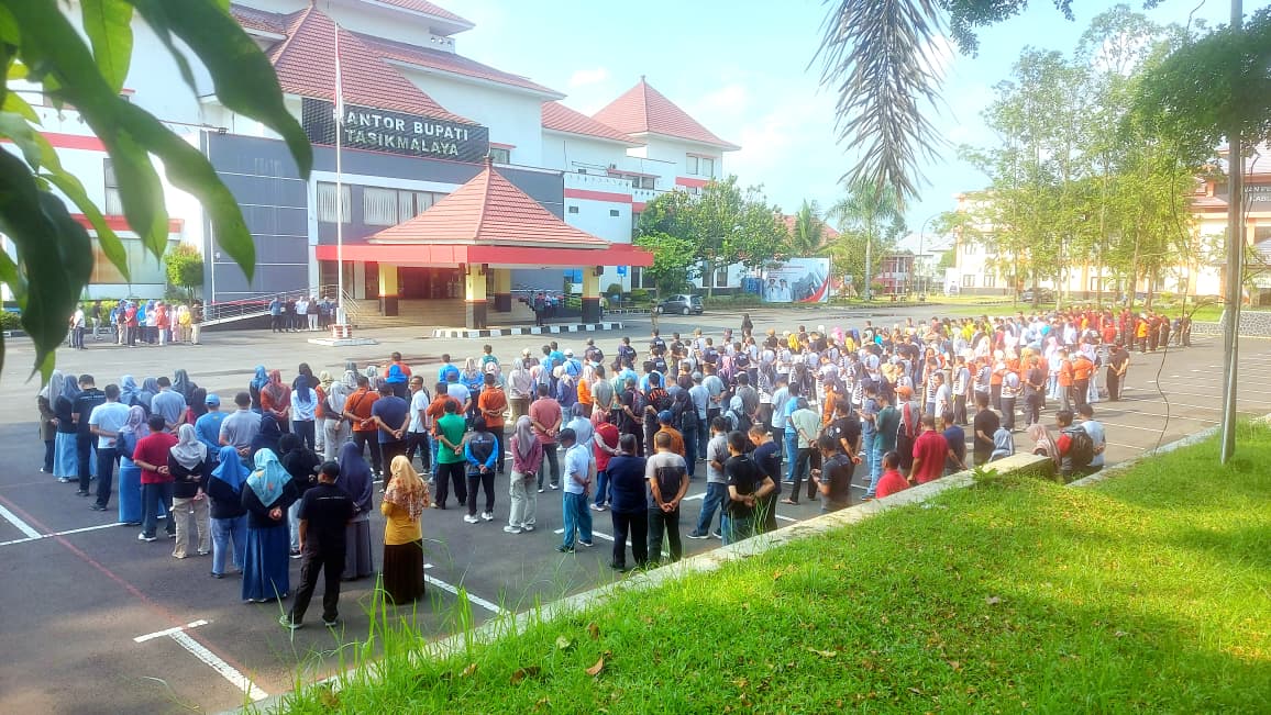 Bersih-Bersih Penilaian Adipura