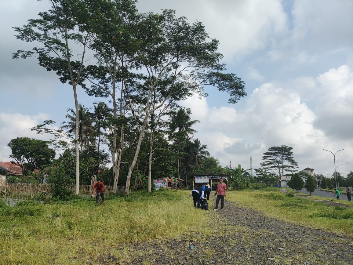 Bersih-Bersih Penilaian Adipura