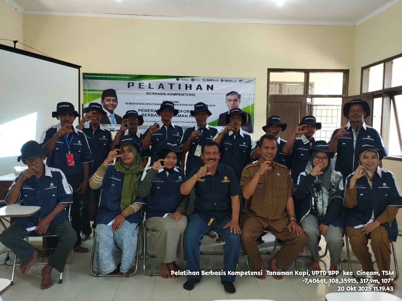 PELATIHAN PELATIHAN BERBASIS KOMPETENSI PENERAPAN AGROFORESTRI 