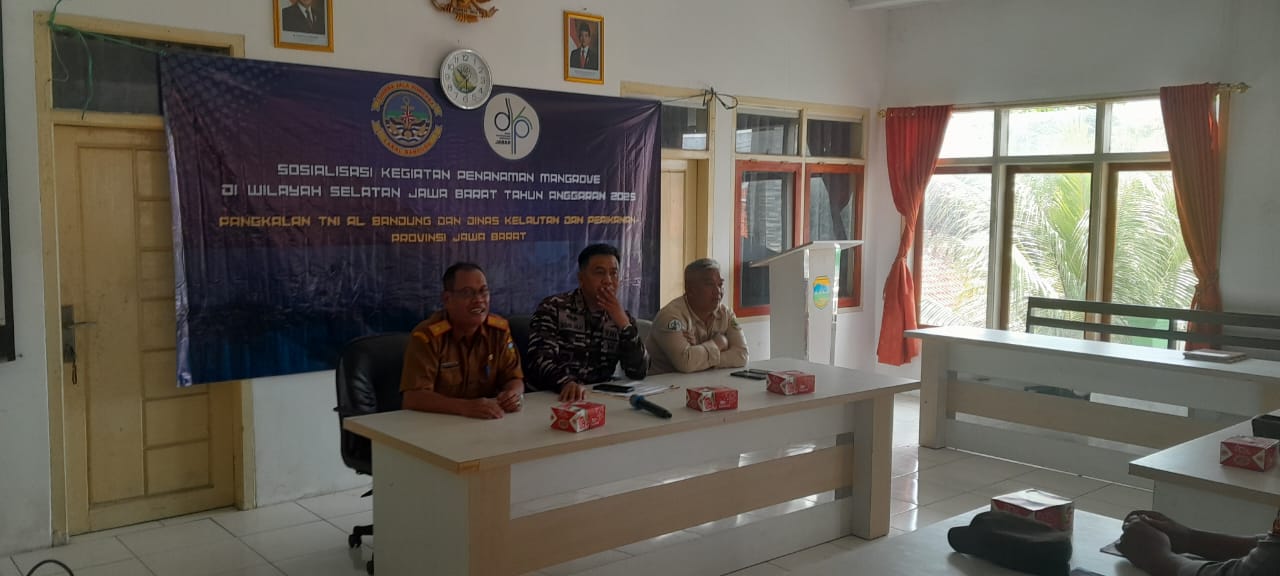 SOSIALISASI PENANAMAN MANGROVE